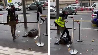 Un homme armé de deux couteaux se fait arrêter par la police