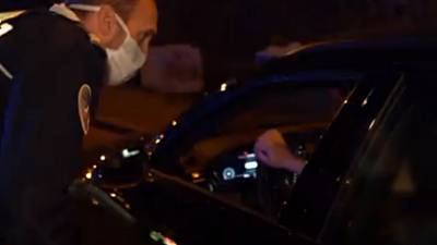 Un automobiliste en excès de vitesse trouve une excuse bidon qui fonctionne