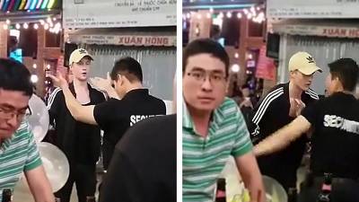 Un touriste ivre fait le malin avec le videur d'un bar