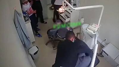 Ils braquent un cabinet dentaire et tombent sur un client policier