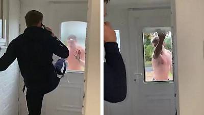 Un homme drogué tente de forcer une maison