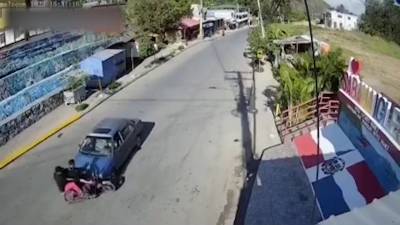 Motard-Ninja en colère suite à une collision