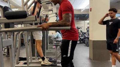 Le Paradoxe du Tapis Roulant : Une Démonstration de Force et d'Équilibre Inattendue