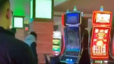 Refus de paiement après un gain de 600 000 $ : l'affaire d'une machine à sous qui fait débat